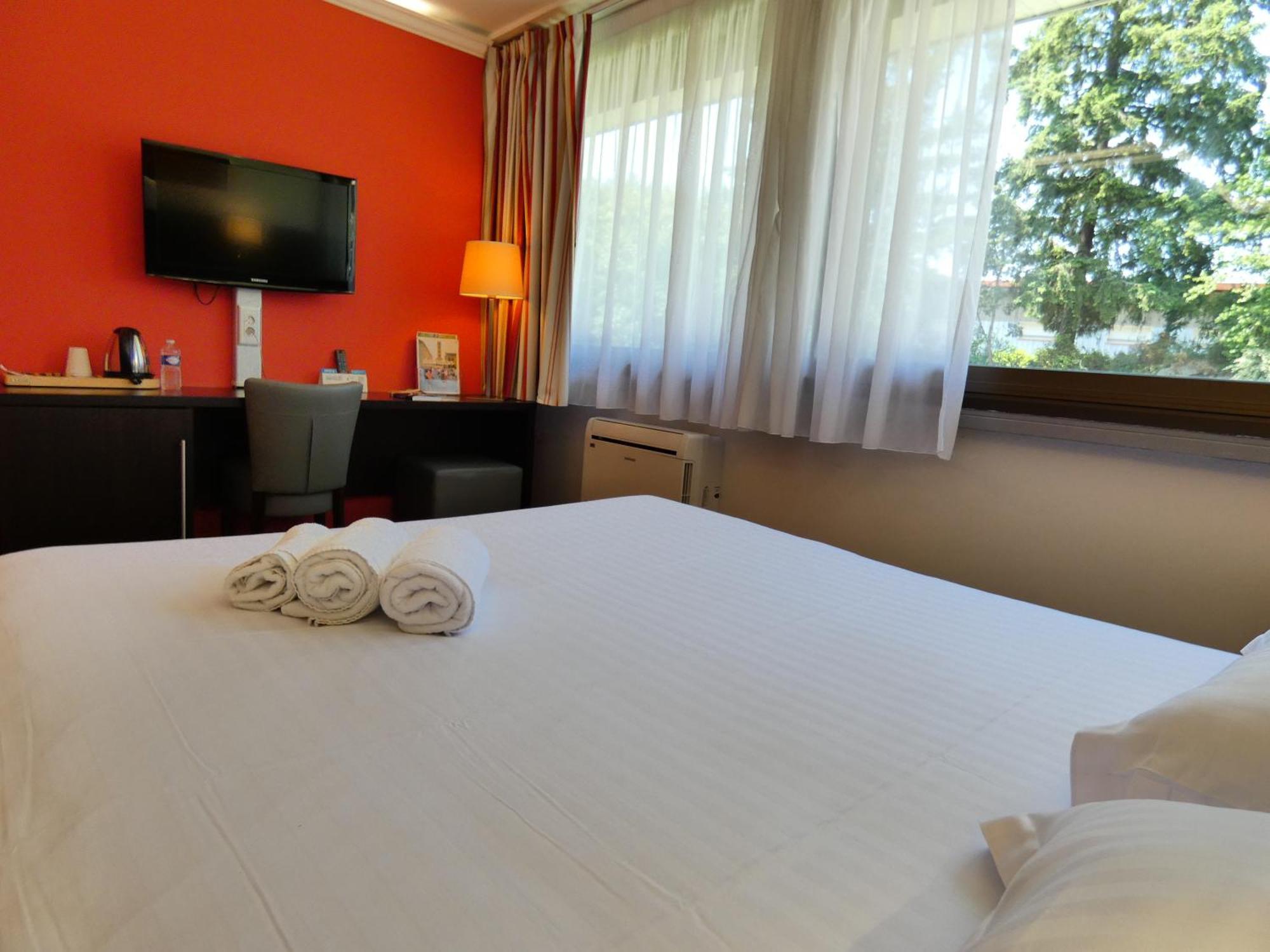 Hotel Be Guest Limoges Sud - Complexe Bg Esterno foto