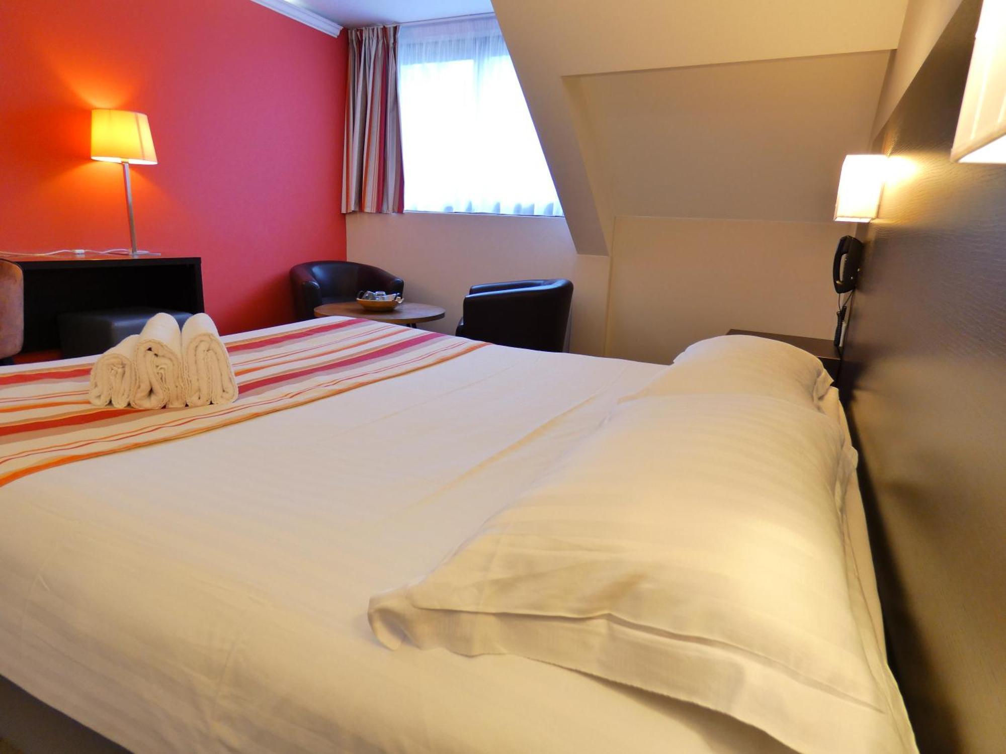 Hotel Be Guest Limoges Sud - Complexe Bg Esterno foto