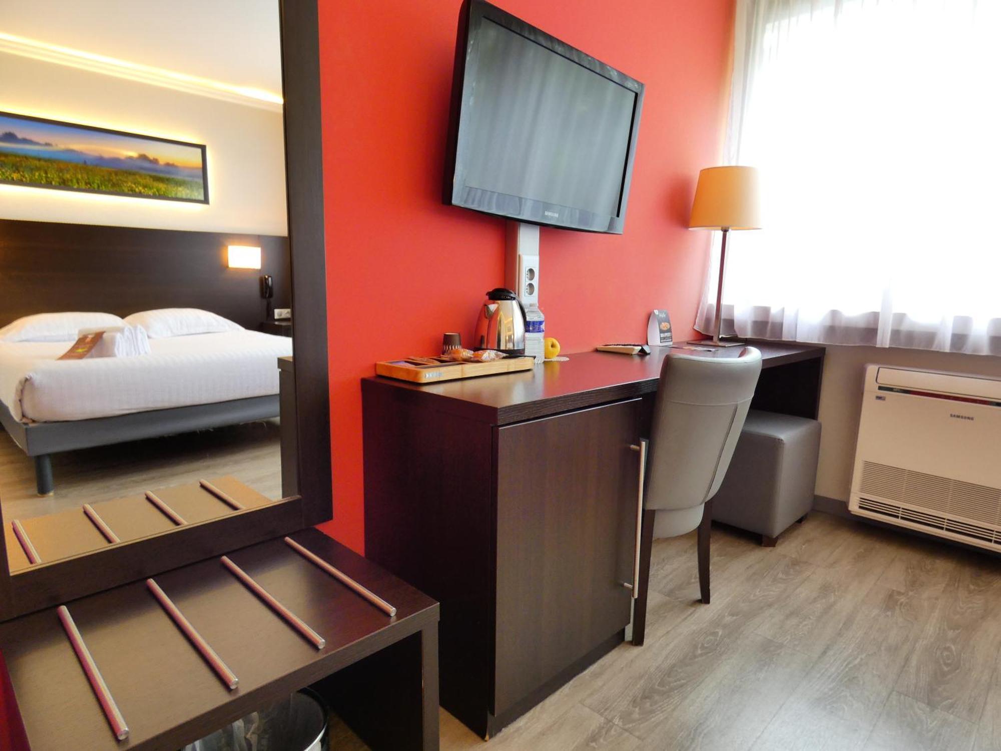 Hotel Be Guest Limoges Sud - Complexe Bg Esterno foto