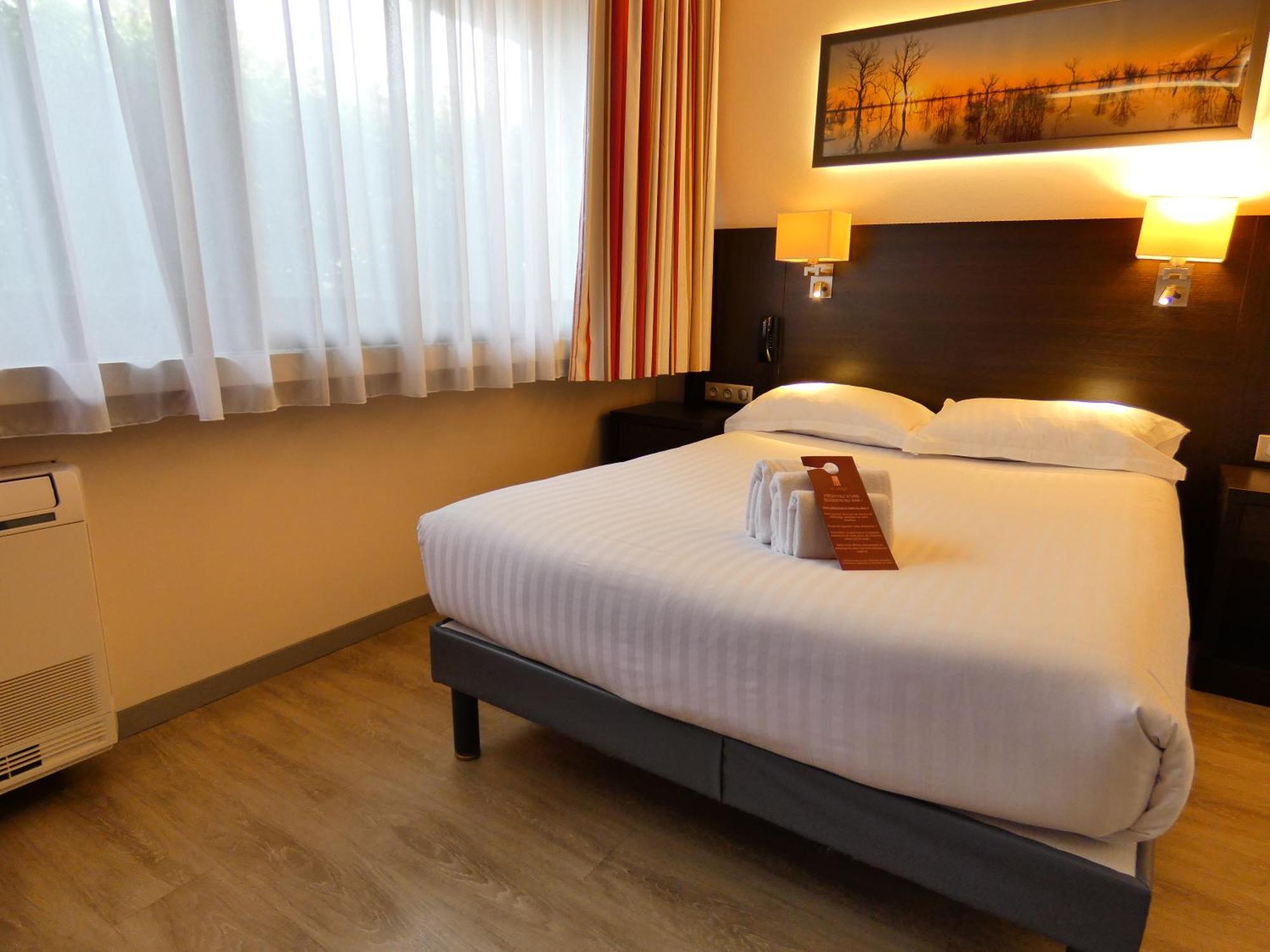 Hotel Be Guest Limoges Sud - Complexe Bg Esterno foto